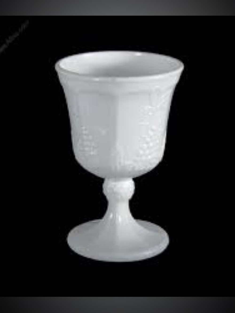 🌸 Vintage Colony Harvest Milk Glass White Water Goblet